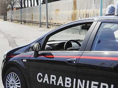 Napoli, investe con l'auto i suoi rapinatori Morti due ragazzi di 16 e 18 anni