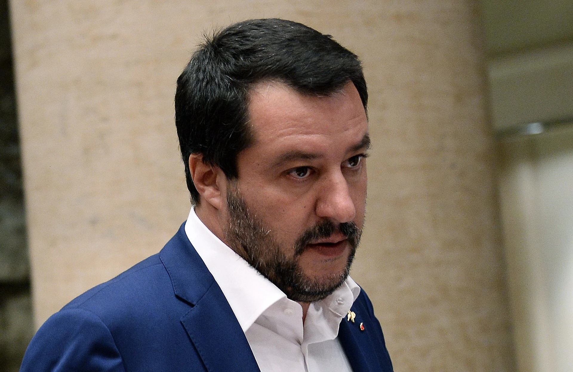 Matteo Salvini, il retroscena: "Nullafacenti e sgallettate", i 25 di Forza Italia a cui proibisce la Lega