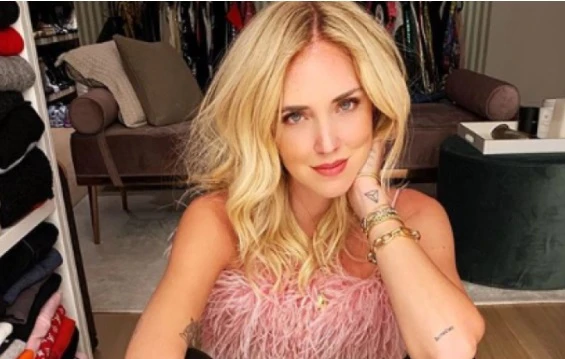 Chiara Ferragni "cornuta" da Fedez e Silvia Provvedi? La influencer risponde così al gossip di fabrizio Corona