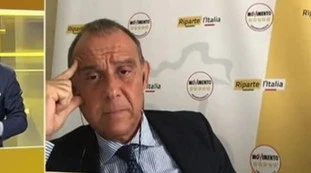 Ettore Licheri e Vito Crimi, il retroscena dal cuore M5s: "Sai che non potevo". Roba "da allocchi": cade Conte?