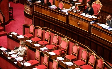 Vuoi essere segretario di un Senatore? Aperto il bando: ecco le cifre dello stipendio
