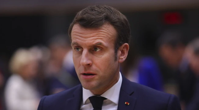Coronavirus, la mano tesa di Macron all'Italia solo un bluff? Retroscena: al lavoro per un piano con la Merkel