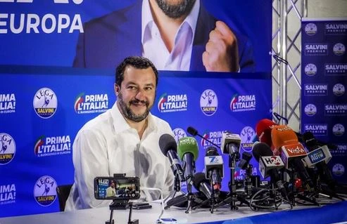 Matteo Salvini risponde subito a Giuseppe Conte: "La Lega c'è, andiamo avanti, non abbiamo tempo da perdere"