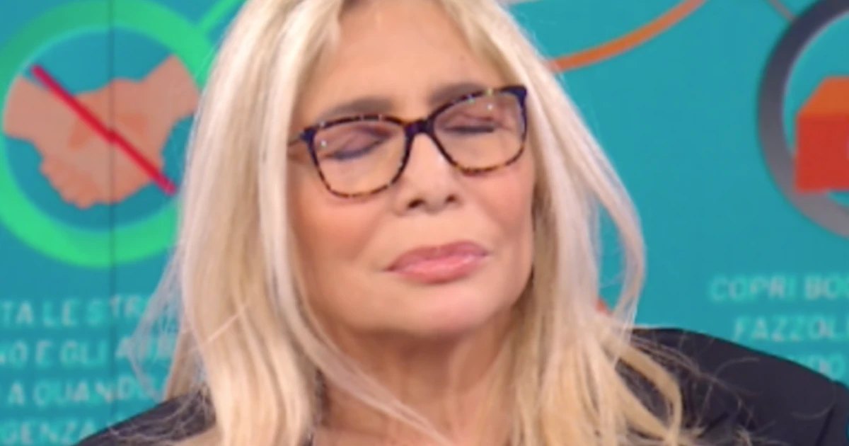 Domenica In, Mara Venier sul coronavirus: "Dobbiamo fare sacrifici, chi è positivo ed esce è un killer che cammina"