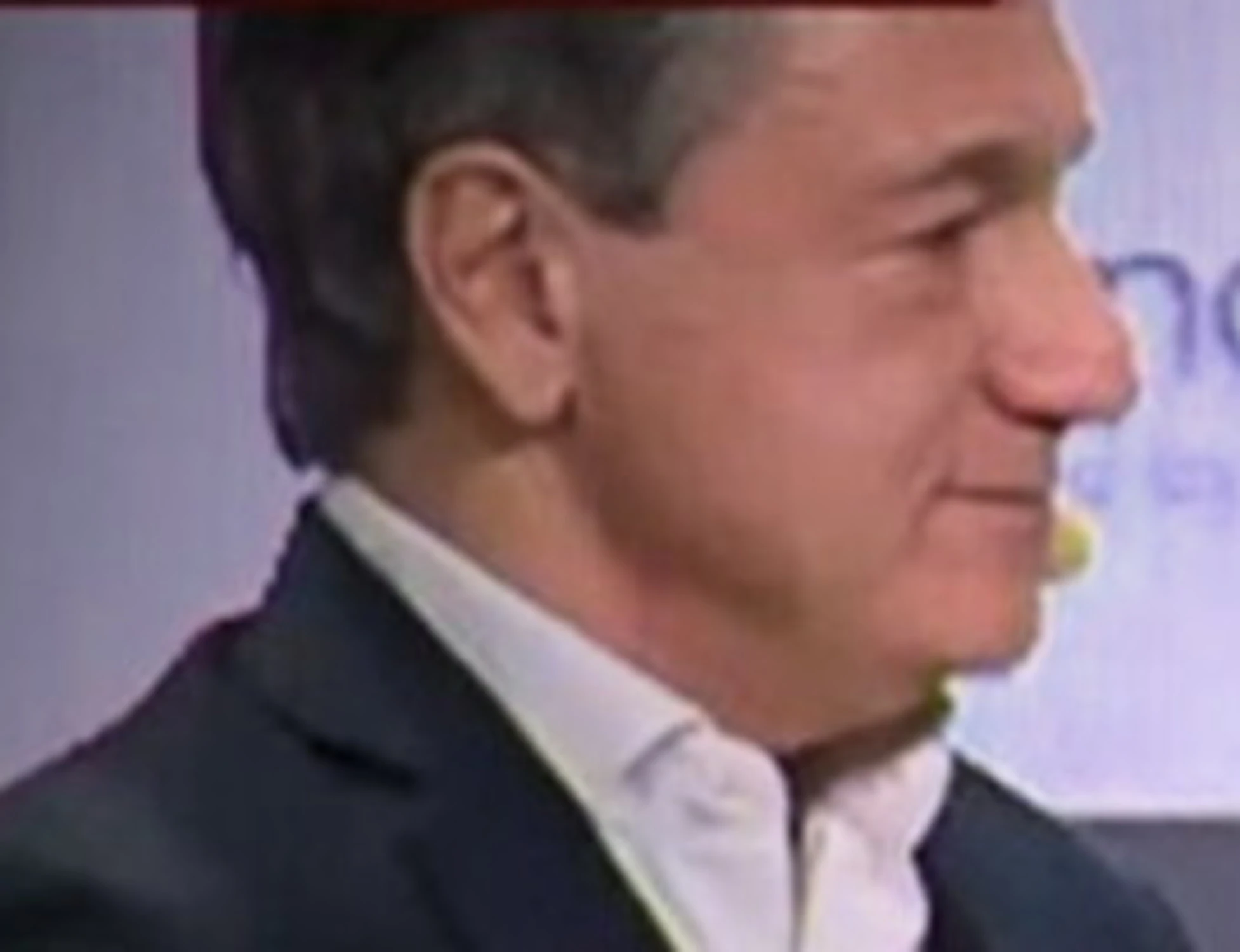 Caressa gela De Laurentiis: "Non è elegante parlarne qui"