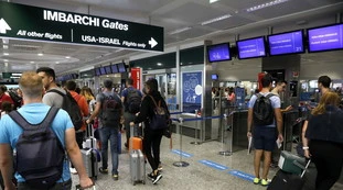 Milano Malpensa, sconcerto in aeroporto: sta per salire sul volo ma qualcosa non torna: nel bagaglio l'impensabile