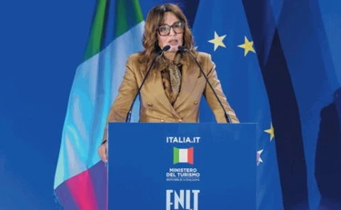 Meno tasse e presenze distribuite Il piano di Santanchè per il turismo