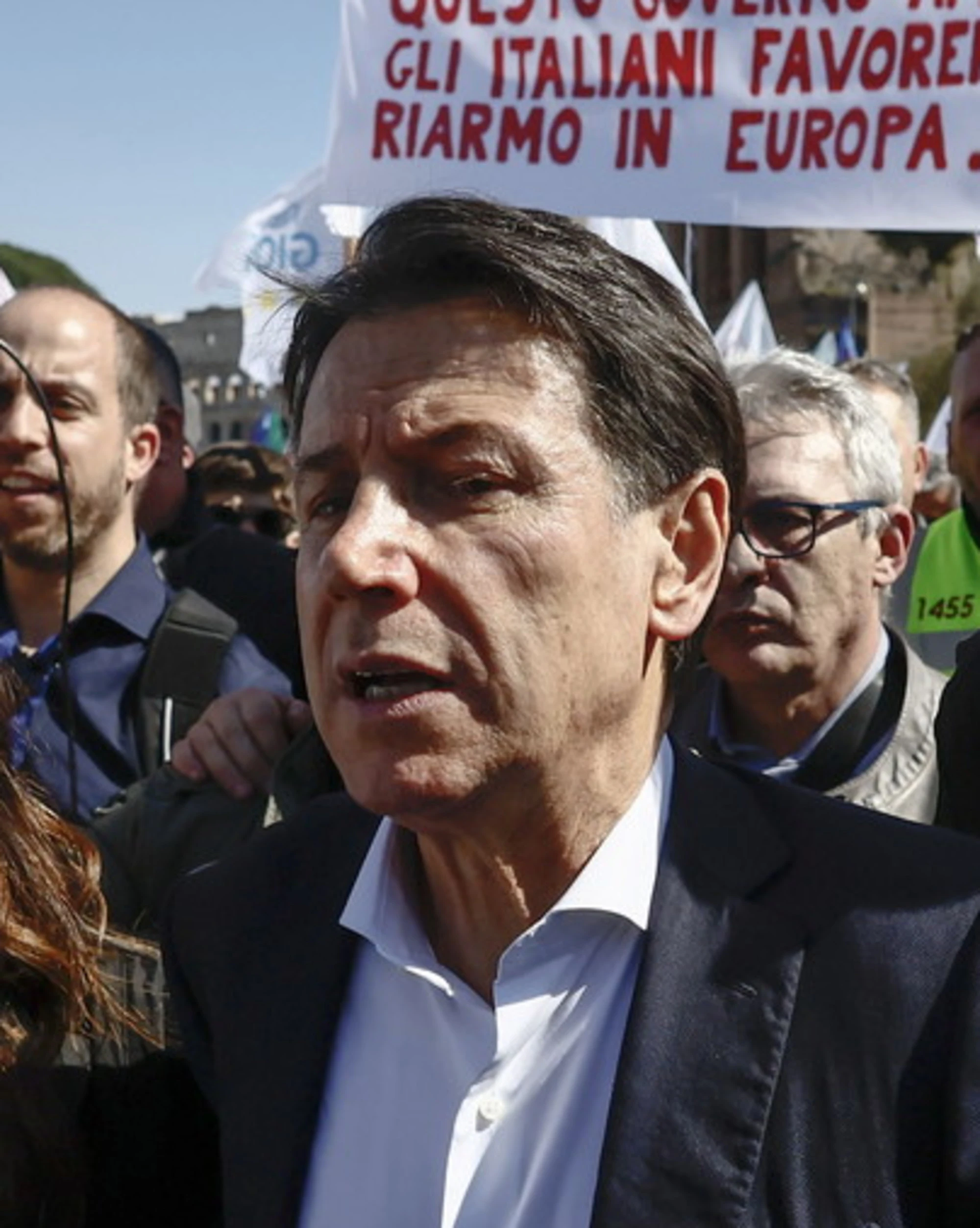 FdI inchioda Giuseppe Conte: "Ecco quante facce ha"