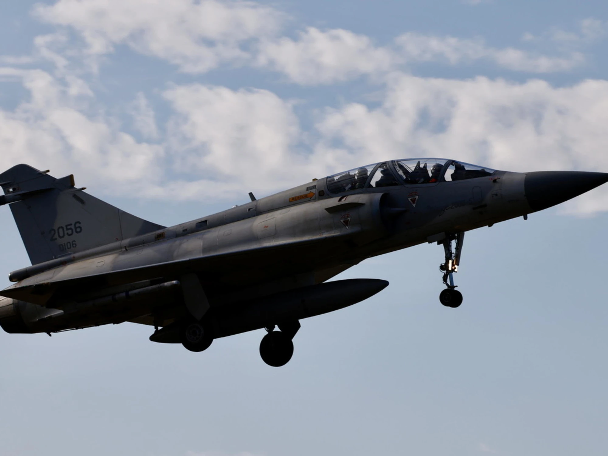 Mosca alza il tiro, tensione alle stelle: "Colpita base coi Mirage francesi"