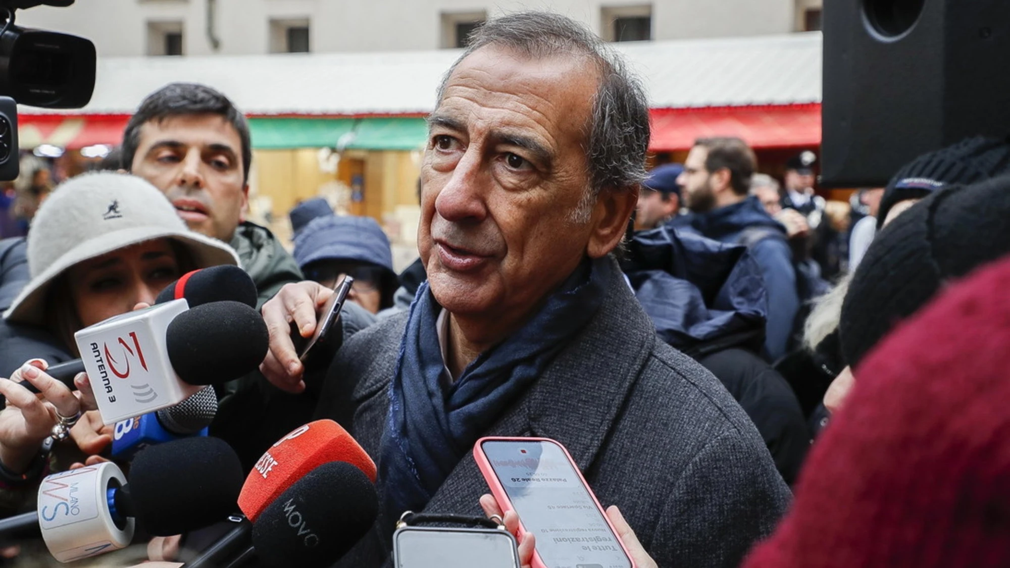 Beppe Sala, crollo verticale: sondaggio, quanto perde in un anno