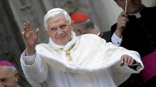 Jospeh Ratzinger e la minaccia del "gruppo di San Gallo", retroscena: la trappola contro Benedetto XVI, ora tutto torna