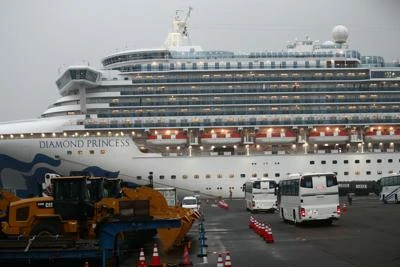 Coronavirus, iniziato sbarco dalla Diamond Princess