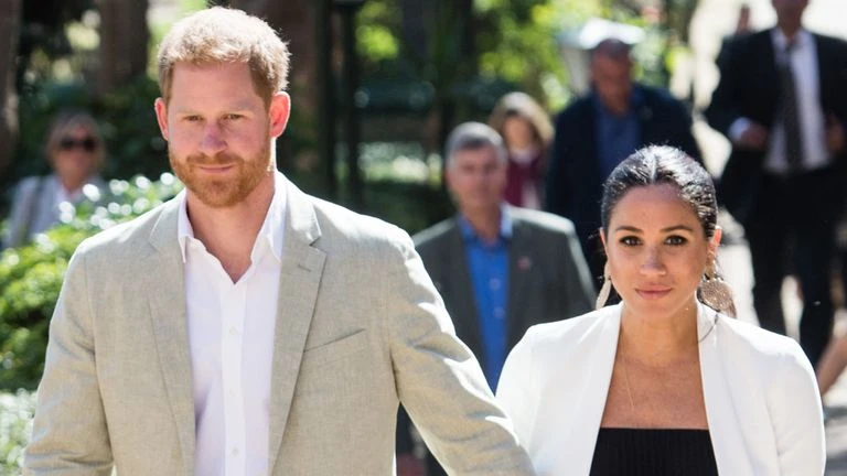 Meghan Markle, il principe Harry: "Ho già visto morire mia madre, ora temo per mia moglie"