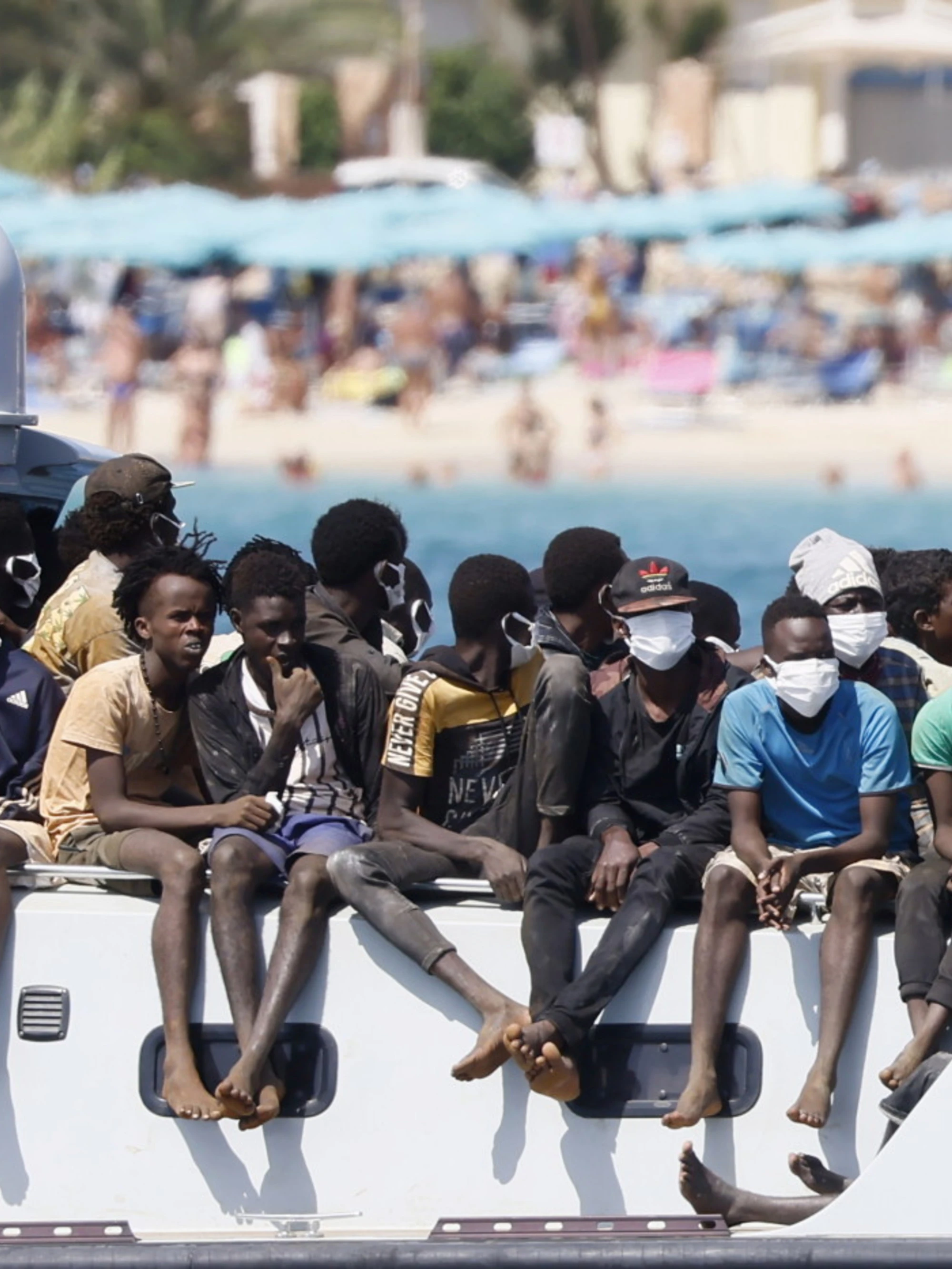 Matteo Salvini, la proposta: "Per gli immigrati un permesso a punti"