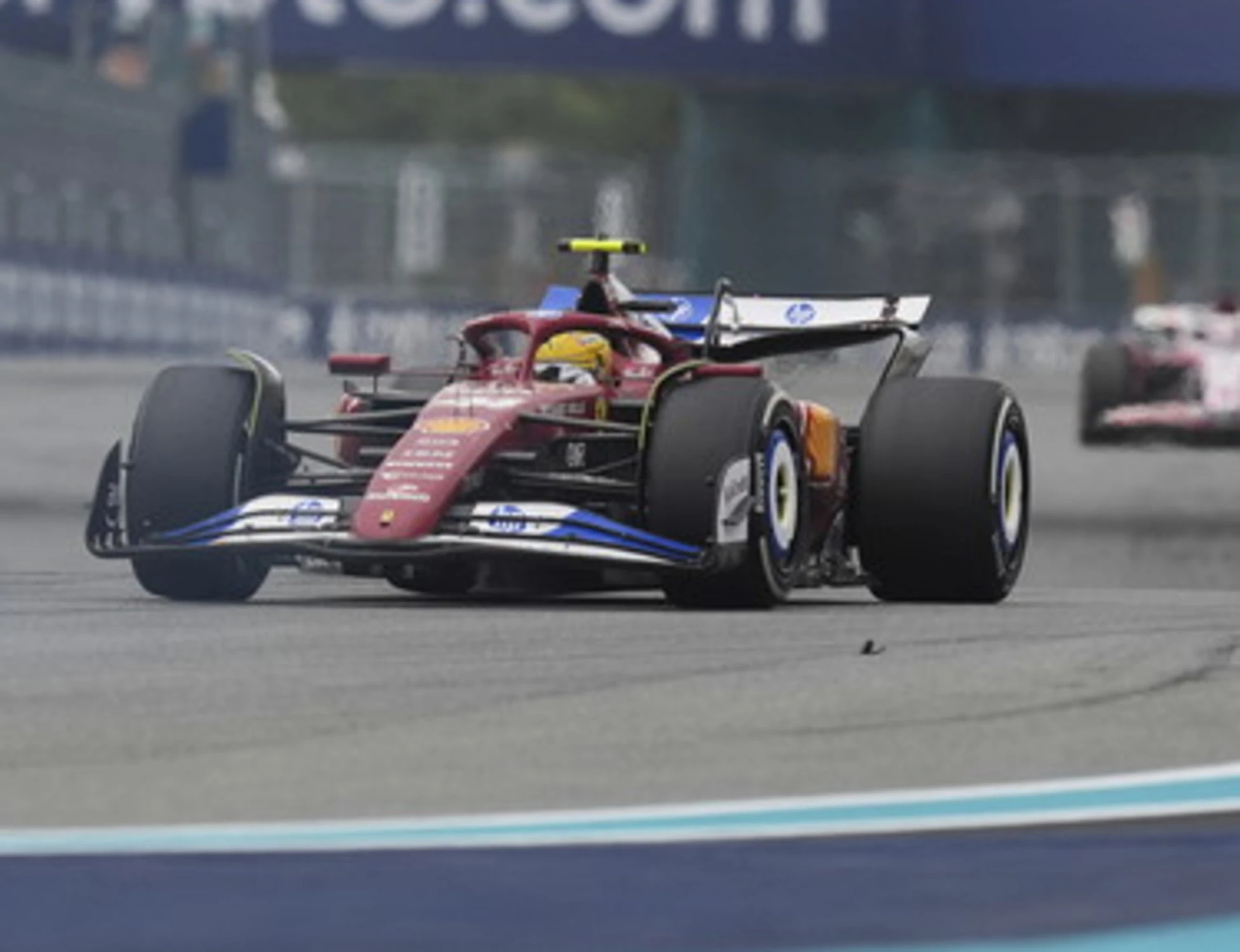 Ferrari, disastro a Miami. Hamilton e Leclerc, finisce in rissa