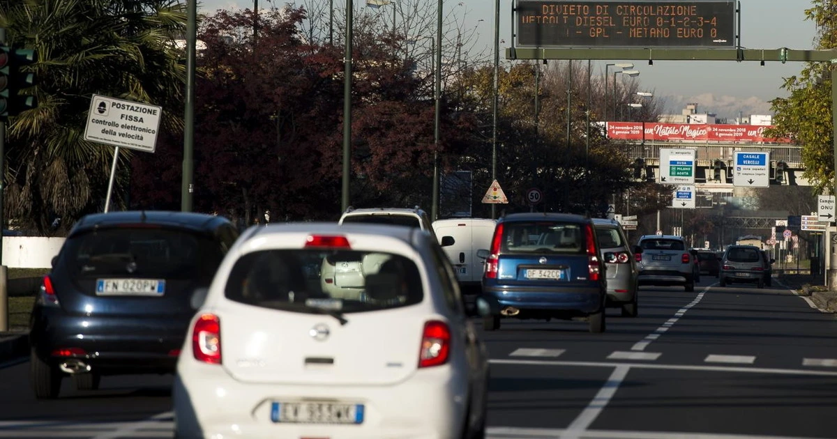 Auto, addio benzina e diesel? Quanti perderanno il lavoro