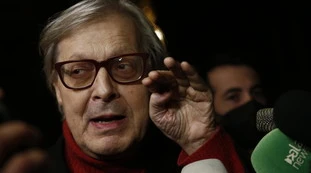 Vittorio Sgarbi, "chi posso strappare al Pd": la bomba prima del voto