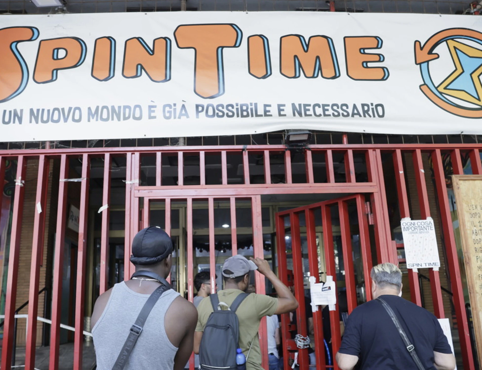 Il Pd fa miracoli per Spin Time: abusivi già nelle case popolari