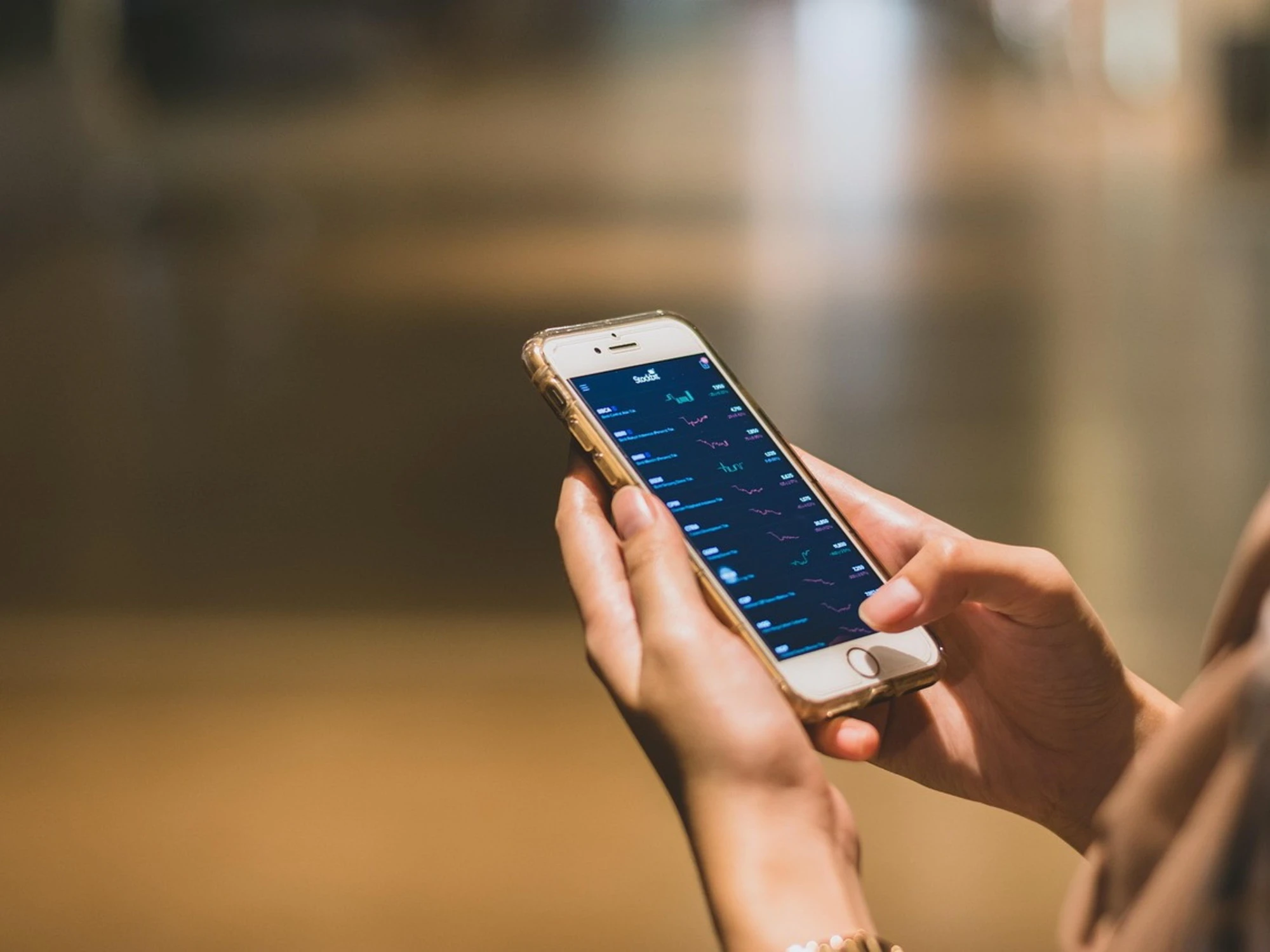 Fisco sullo smartphone, attenzione alle novità: ecco chi rischia grosso