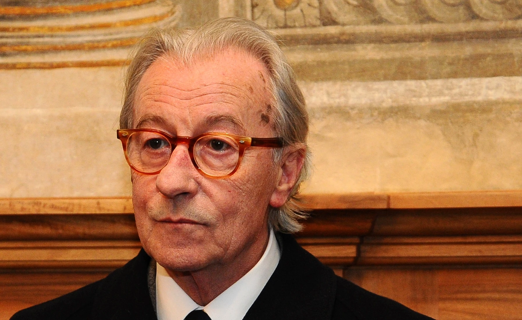 Vittorio Feltri e la frase amarissima sugli anziani e il matrimonio: "E poi dicono che con l'età..."
