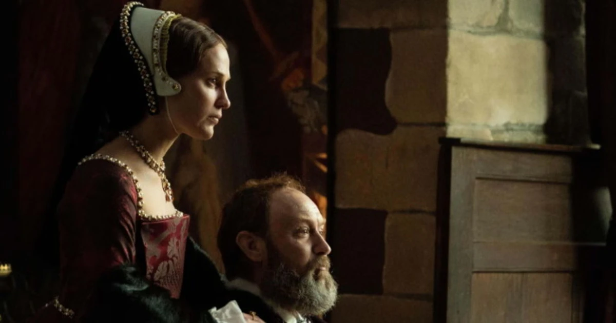 L'ultima regina, intrighi di corte e mattane del sovrano