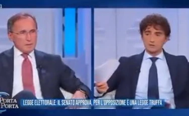 Porta a Porta, Bignami smaschera Francesco Boccia in diretta: "È un gemello?"