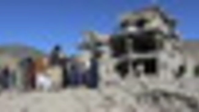 Afghanistan, decine di civili uccisi in attacchi dei pakistani