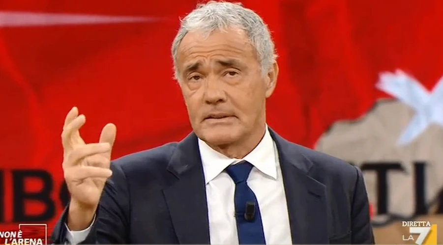 Massimo Giletti a Non è l'Arena contro Marco Polimeni: "Ecco il video in cui si vede il suggeritore"