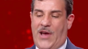 L'Eredità, 30 secondi di silenzio sconcertante: il campione va in pappa, figuraccia atroce. Flavio Insinna di sasso: "Ma come?"