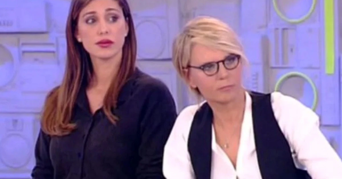 Belen Rodriguez, un secco "no" a Maria De Filippi: alta tensione? E Stefano De Martino...