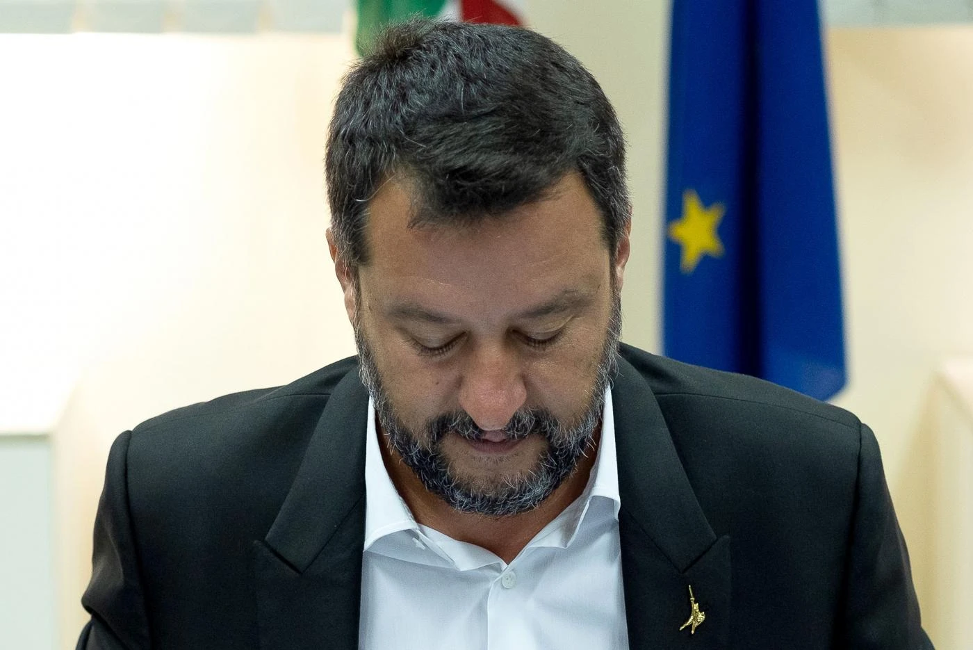 Matteo Salvini e i sondaggi, la mazzata di Ferragosto: "La Lega rallenta". Attenti alla soglia psicologica
