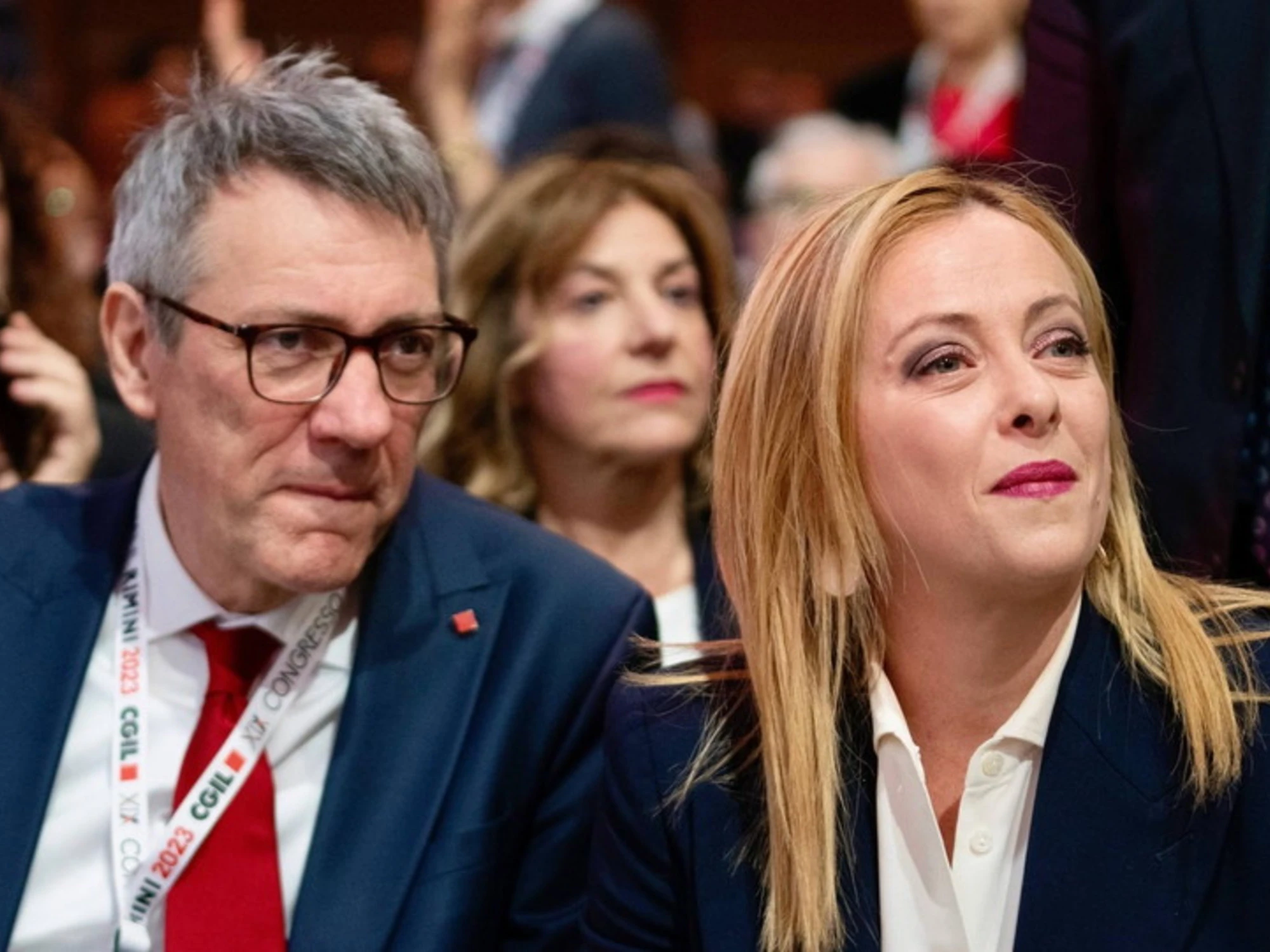 Giorgia Meloni replica a Landini: "Mi dà della cortigiana, ossia prostituta. Ecco la sinistra". E lui: "Nessun offesa"