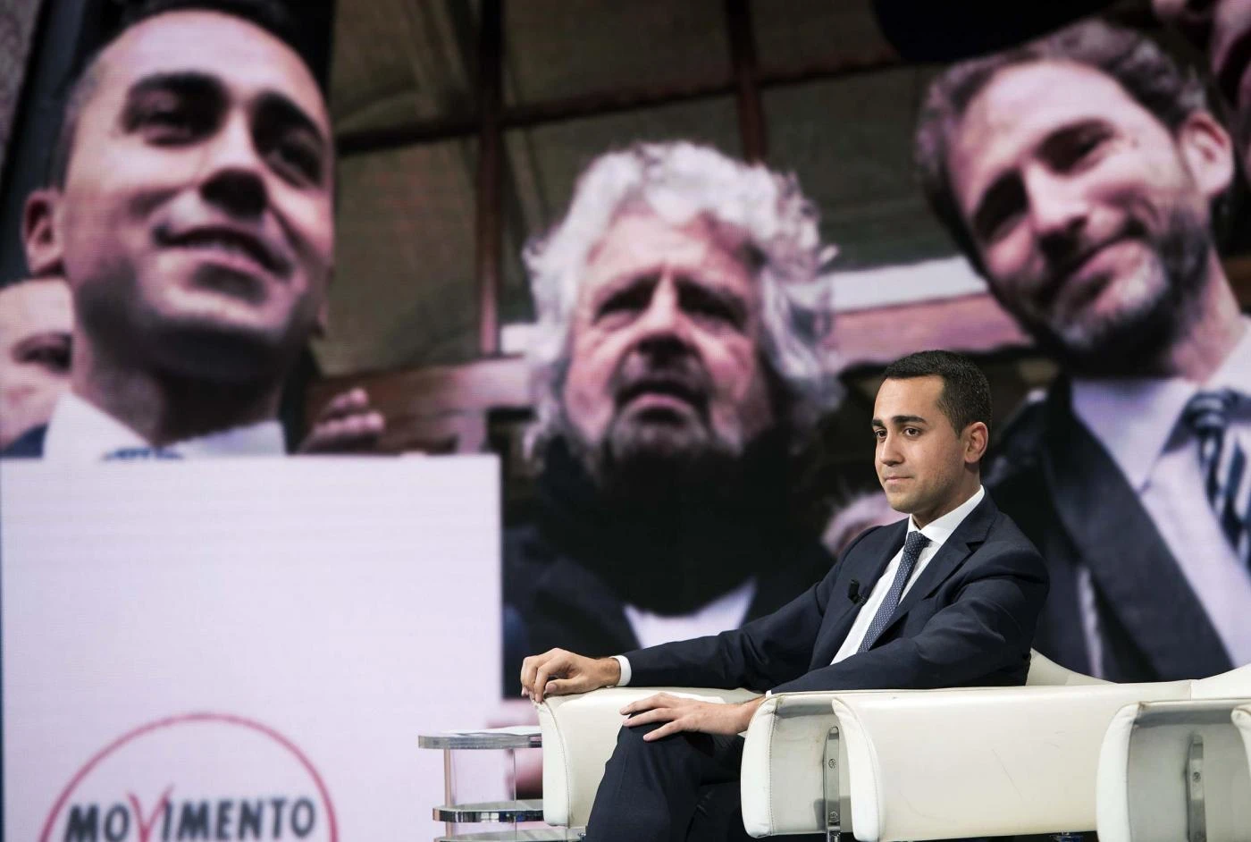 Luigi Di Maio e Davide Casaleggio, il golpe perfetto. Spulciando i documenti: Grillo fatto fuori dal M5s