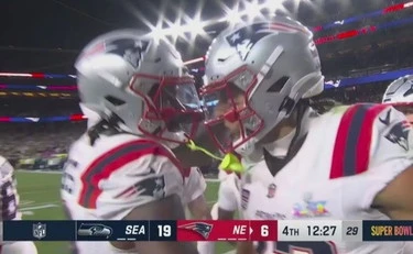 Italia 1 "stappa" di notte col Superbowl