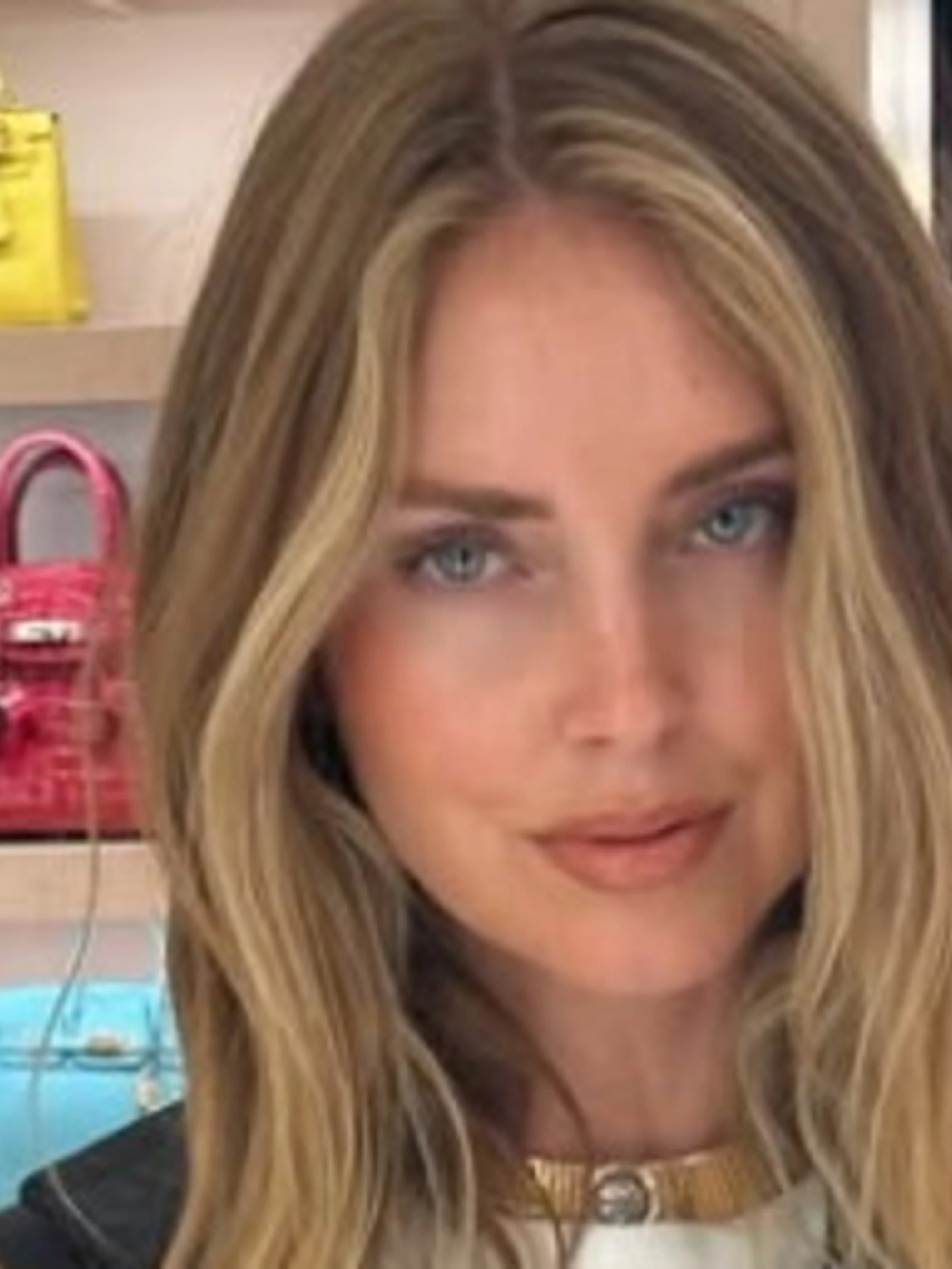 Chiara Ferragni, chi è "nonna Adriana": la pensionata che la ha trascinata alla sbarra