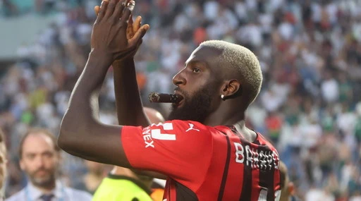Bakayoko, disastro Milan: &quot;Quanto lo paga per fare l&apos;accompagnatore&quot;
