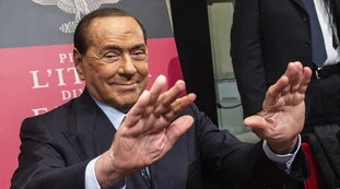 Silvio Berlusconi, lo sfogo coi fedelissimi: "La federazione proposta da Matteo Salvini? Roba da comunisti"