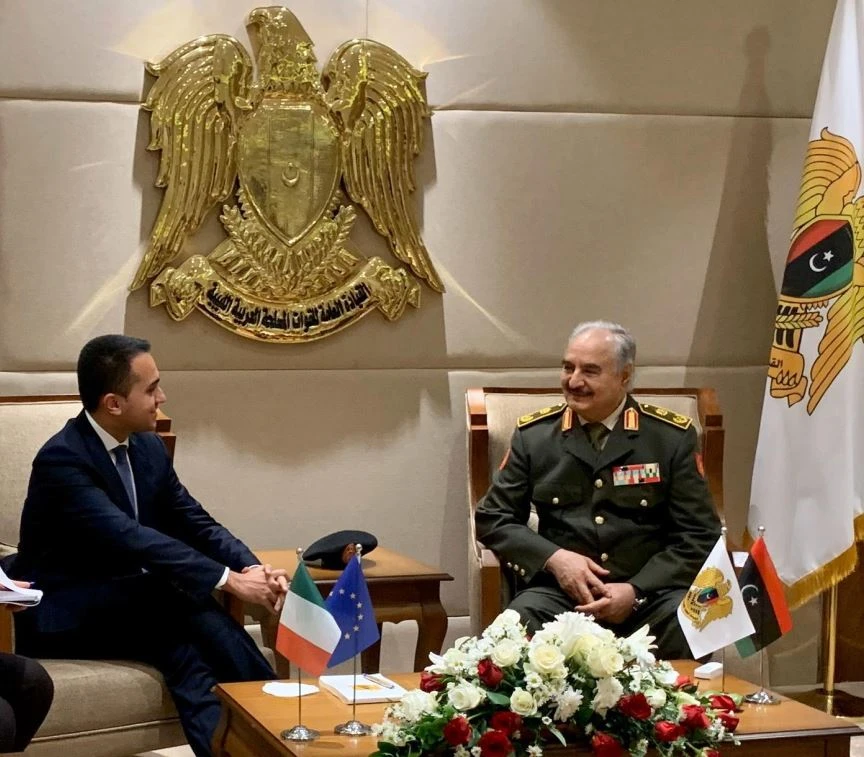 Libia, Di Maio incontra Haftar "La soluzione non puo' essere militare"