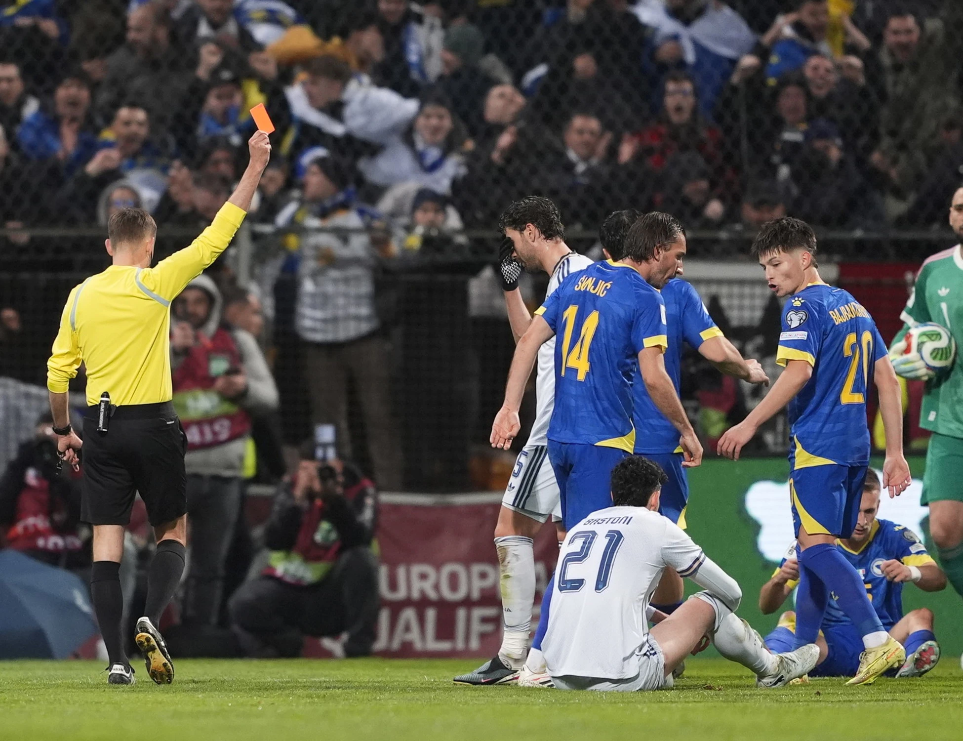 Italia, lo sfregio clamoroso dei media tedeschi: "La grande tristezza"