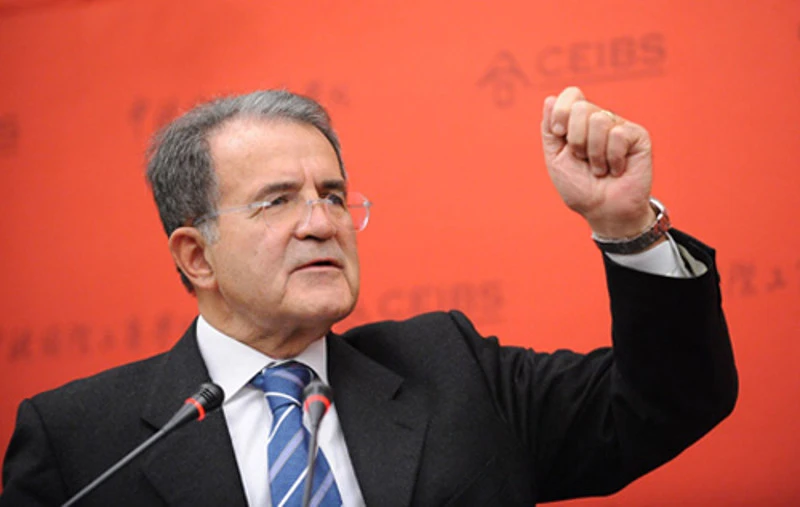 Migranti, Prodi: "Asimmetria Ue sugli sbarchi". Il Prof chiama in causa gli Usa