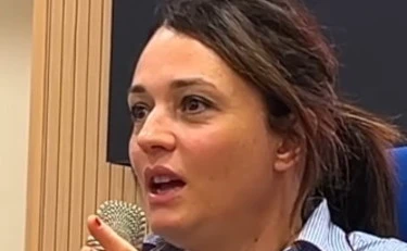 Carmen Consoli, il deliro su Giorgia Meloni: "L'ho sognata inc... con me"