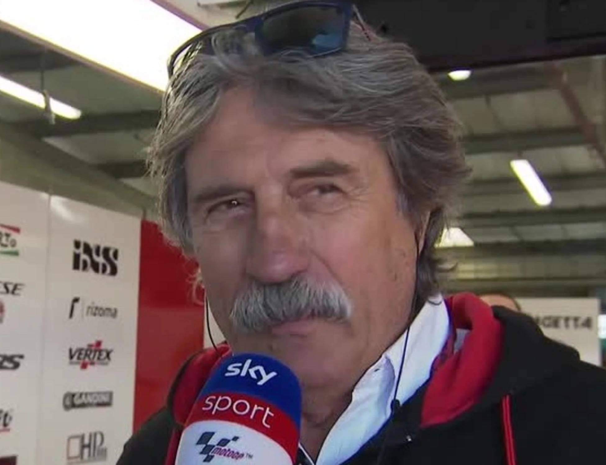 Marco Simoncelli, la premonizione del padre: "Vento di morte". Poco dopo, la tragedia