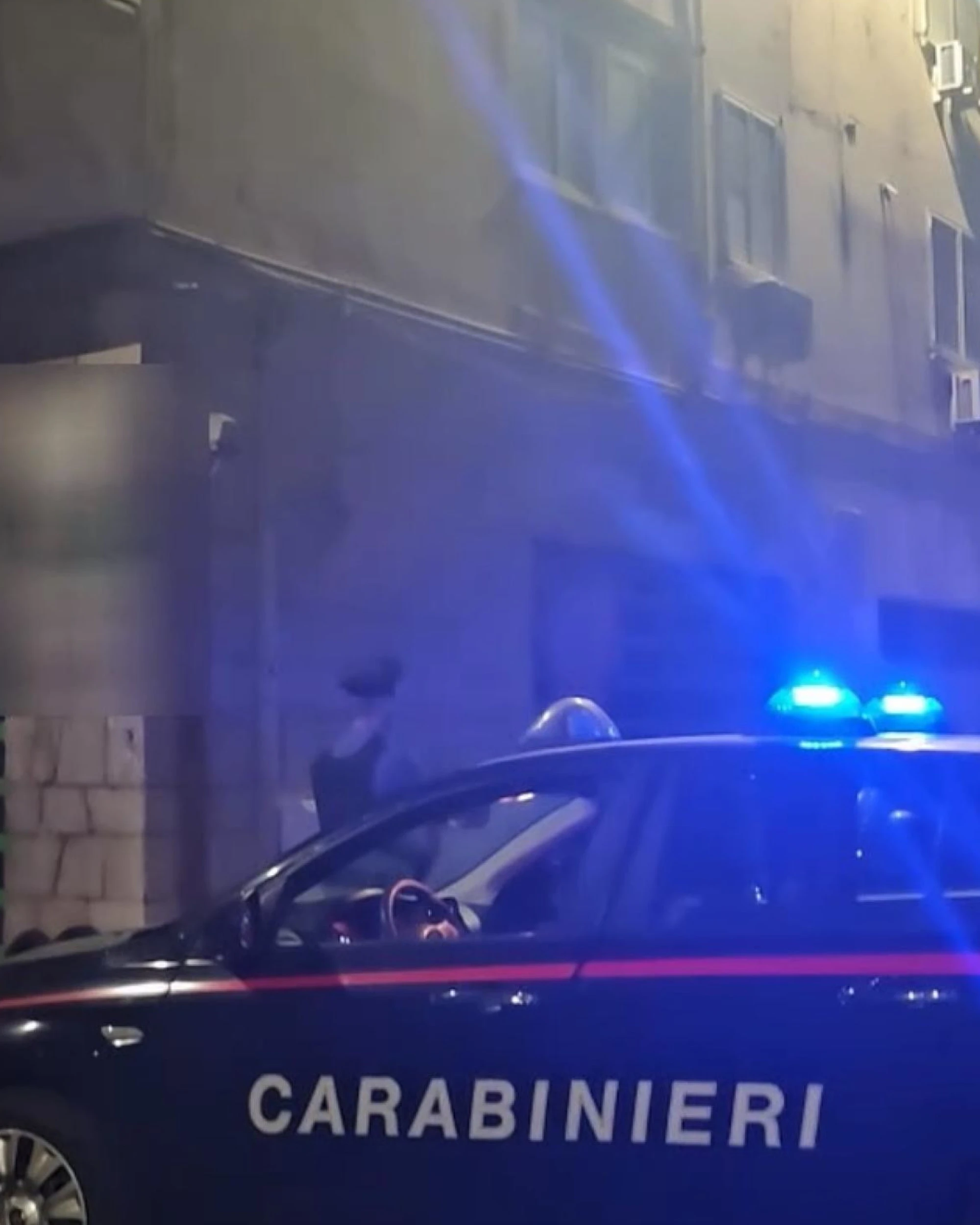 Taranto, accoltella un uomo in strada: chi è stato fermato