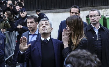 https://media.liberoquotidiano.it/XGthUVyIrghA3VtMWvR_4IH4H6iVqLATJ9QTO1icv0o/width:800/quality:90/aW1hZ2VzLzIwMjUvMTAvMjMvMDYwMjM1MzI4LWFiOGYzMDc1LTAyODMtNDdkYS05Y2ViLTBkNzk1MDM3YTAxMC5qcGc.webp
