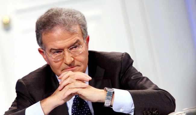 Cicchitto a Belpietro: "Ecco come è saltata l'intesa con Silvio"
