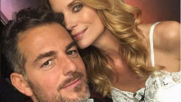 Daniele Bossari e Filippa Lagerback, sesso: disastro alla prima notte di nozze. La dolorosa confessione