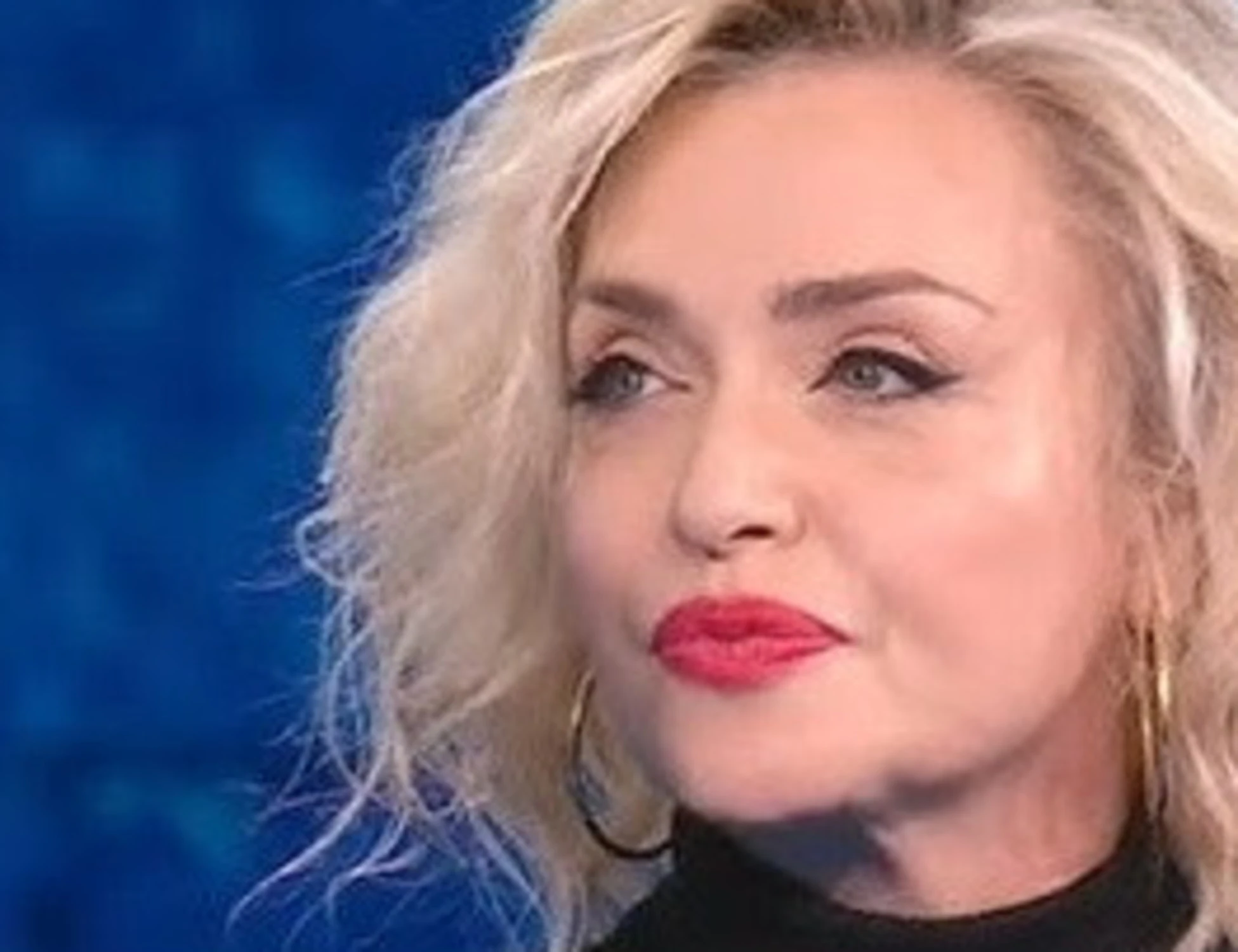Paola Barale, il sogno proibito: "Alto 1,90, nero, bellissimo"