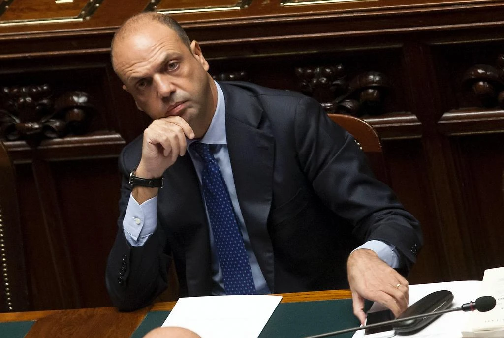 La grazia a Silvio Berlusconi, Angelino Alfano racconta cosa accadde al Quirinale