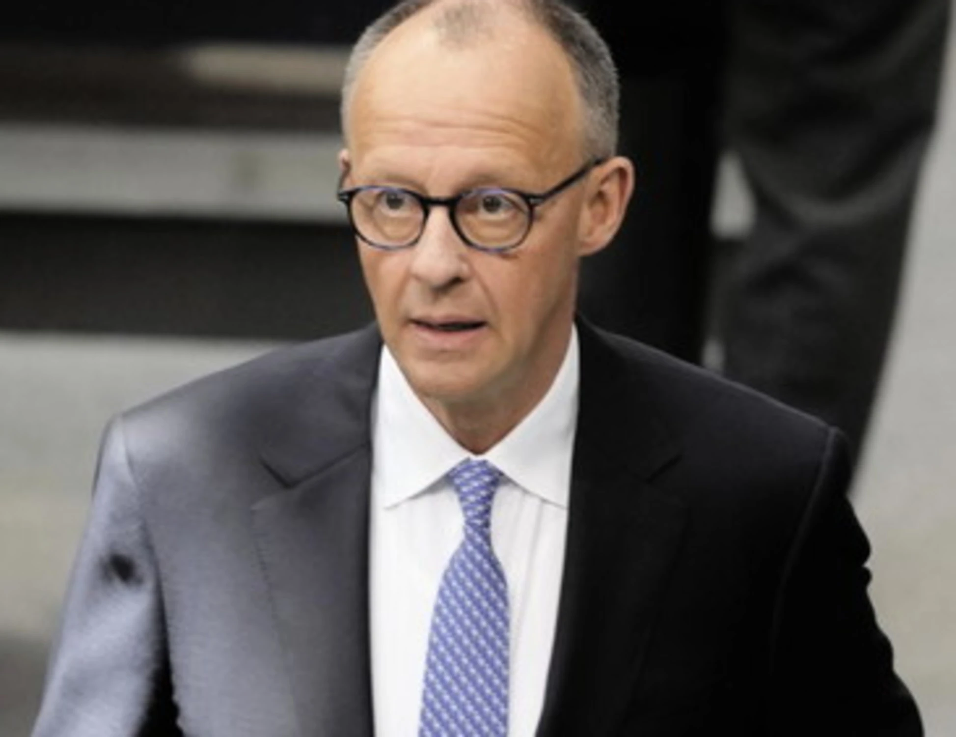 Alex Merz eletto cancelliere al secondo turno: la figuraccia resta