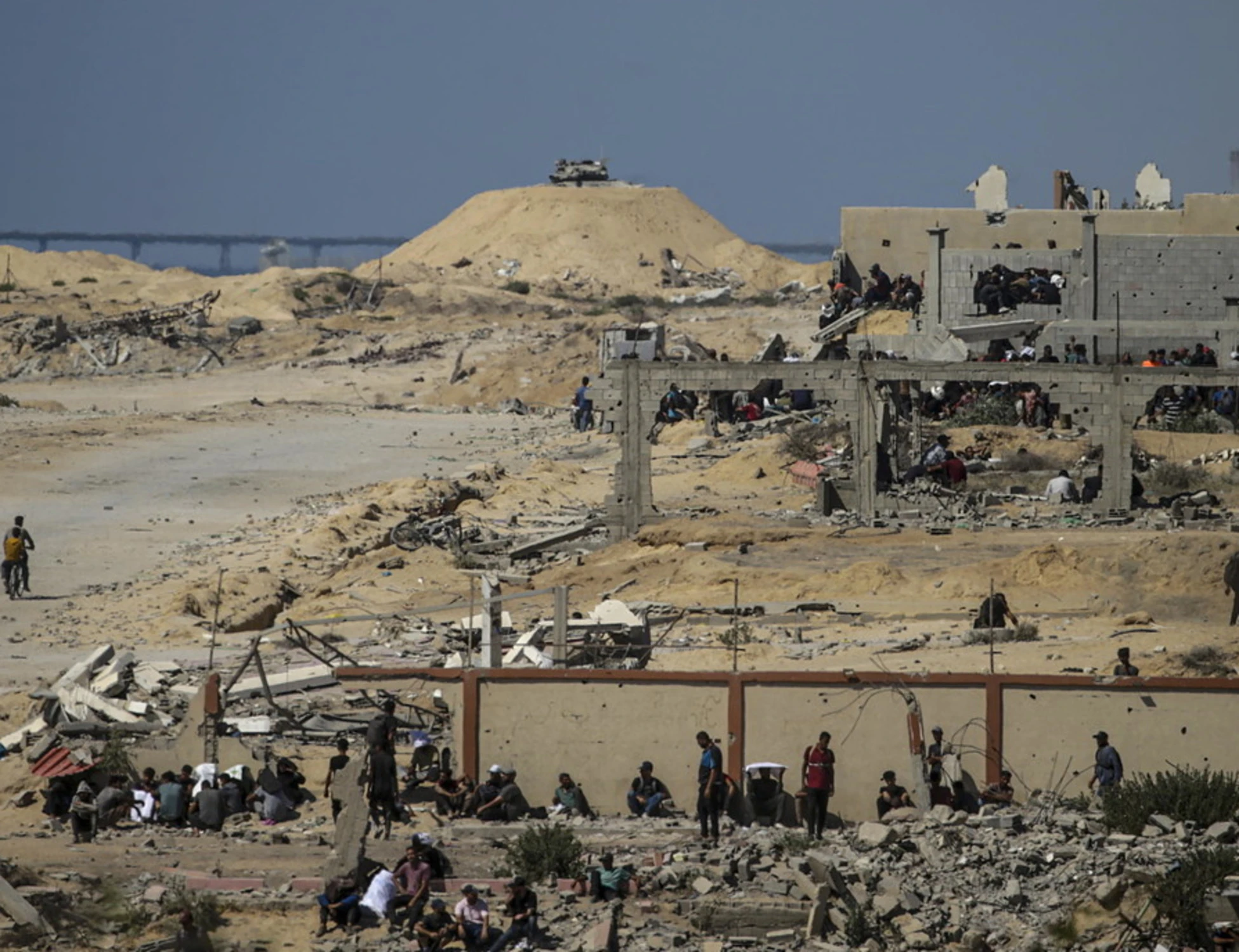 Medio Oriente, l'annuncio di Israele: "Riprenderemo gli aiuti umanitari a Gaza"